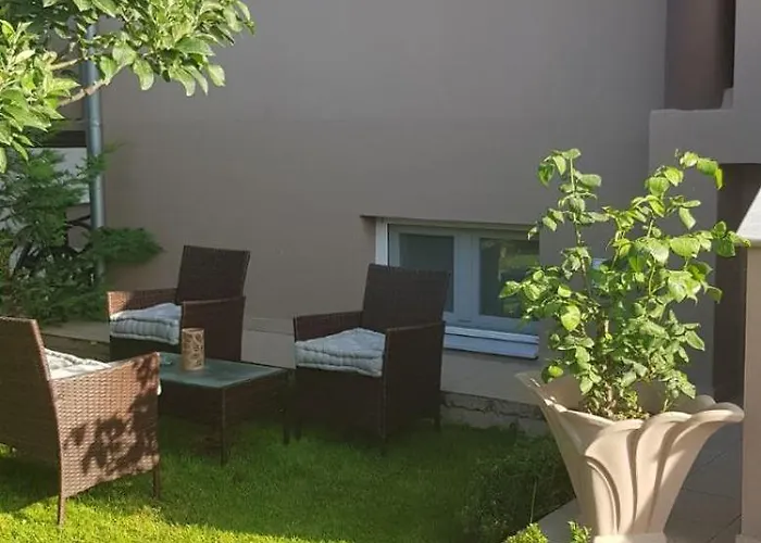 Athinas Апартаменты